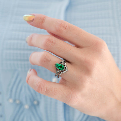 Lilith Coffin Cut Emerald & Green Fire Opal Couples Ring Set
